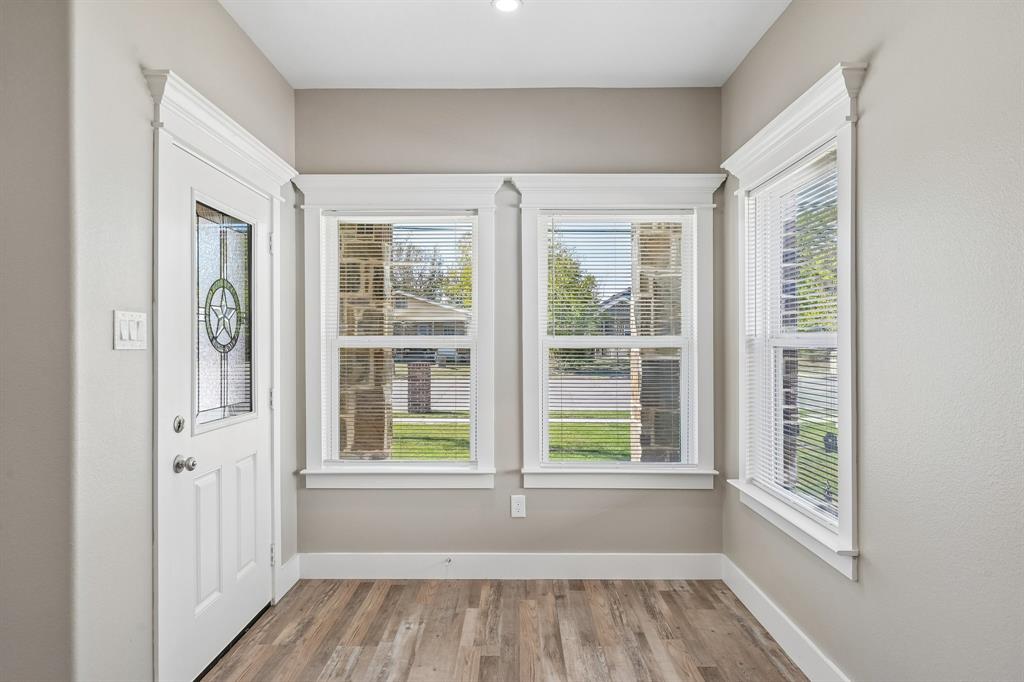 1221 S Rockwall Avenue, Terrell, TX 75160 1221 S Rockwall Avenue, Terrell, TX 75160