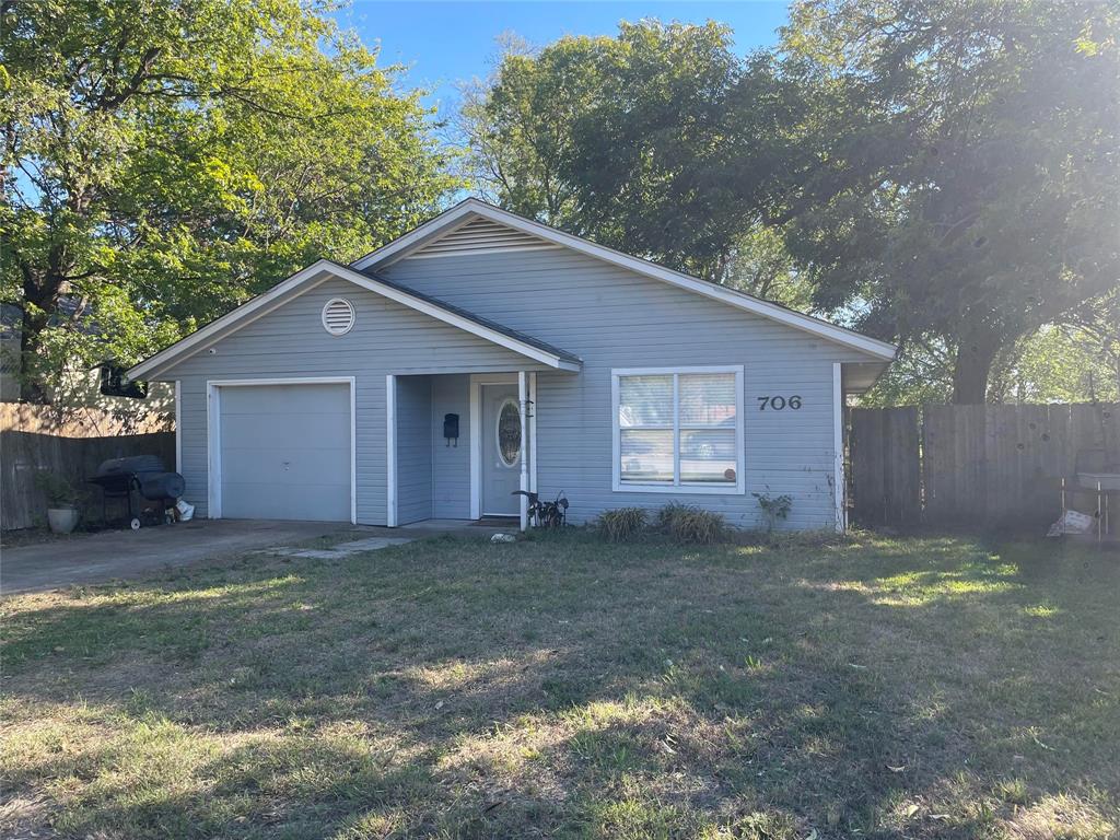 706 E High Street, Terrell, TX 75160 706 E High Street, Terrell, TX 75160