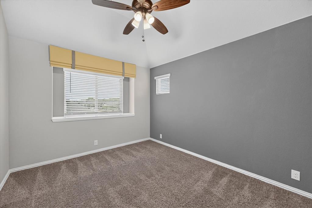 1941 Silverleaf Drive, Glenn Heights, TX 75154