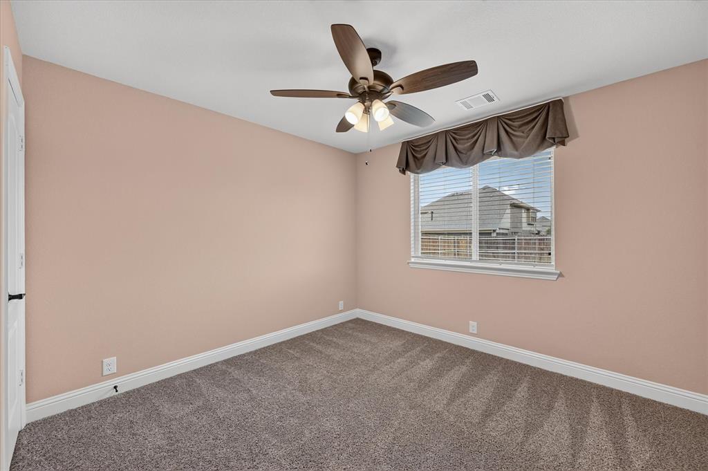1941 Silverleaf Drive, Glenn Heights, TX 75154