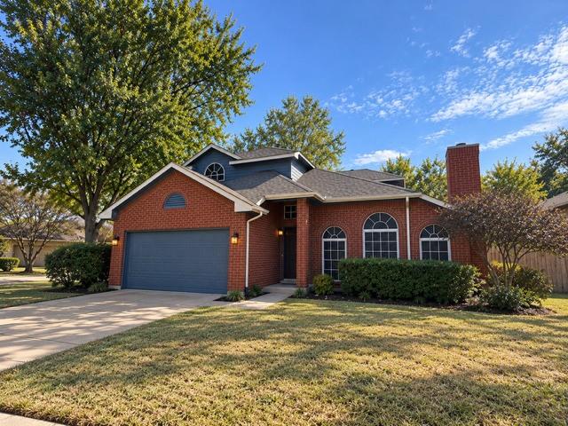 2410 Whispering Cove, Garland, TX 75044