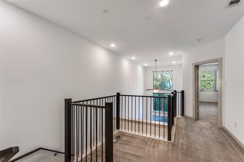Great loft for a desk or game table, sitting