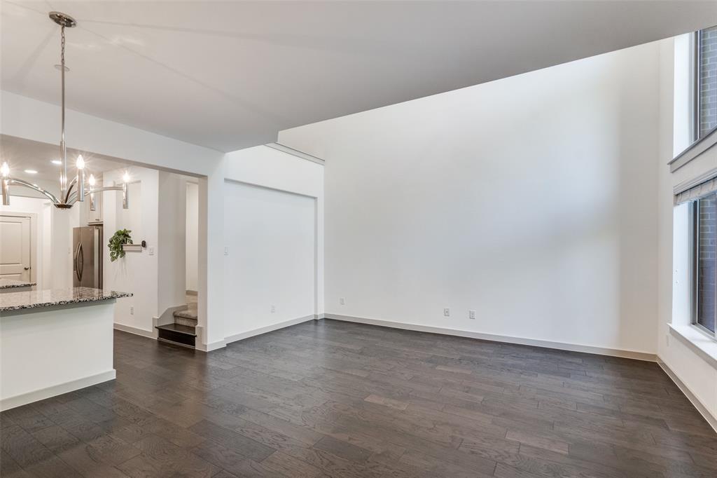 1423 Lamb Drive, Plano, TX 75075 1423 Lamb Drive, Plano, TX 75075