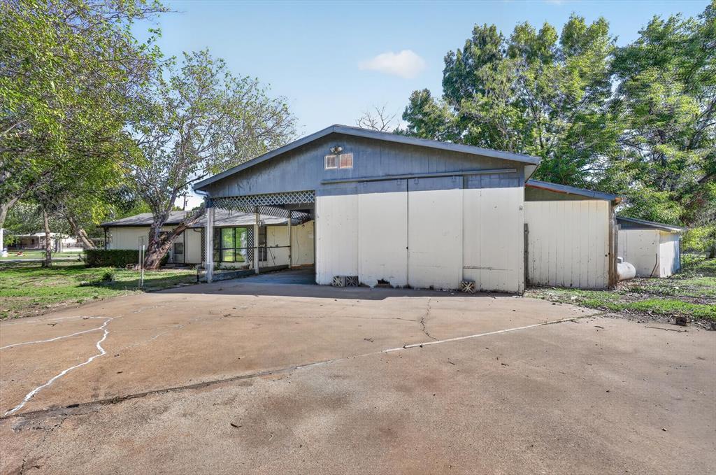 3801 Montego Bay Court, Granbury, TX 76049 3801 Montego Bay Court, Granbury, TX 76049