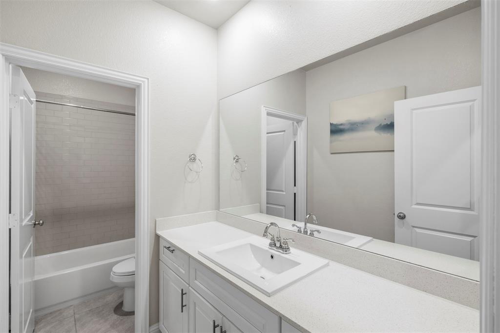 3713 Sweetclover Drive, McKinney, TX 75071