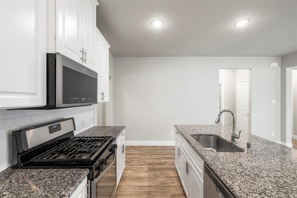 3713 Sweetclover Drive, McKinney, TX 75071