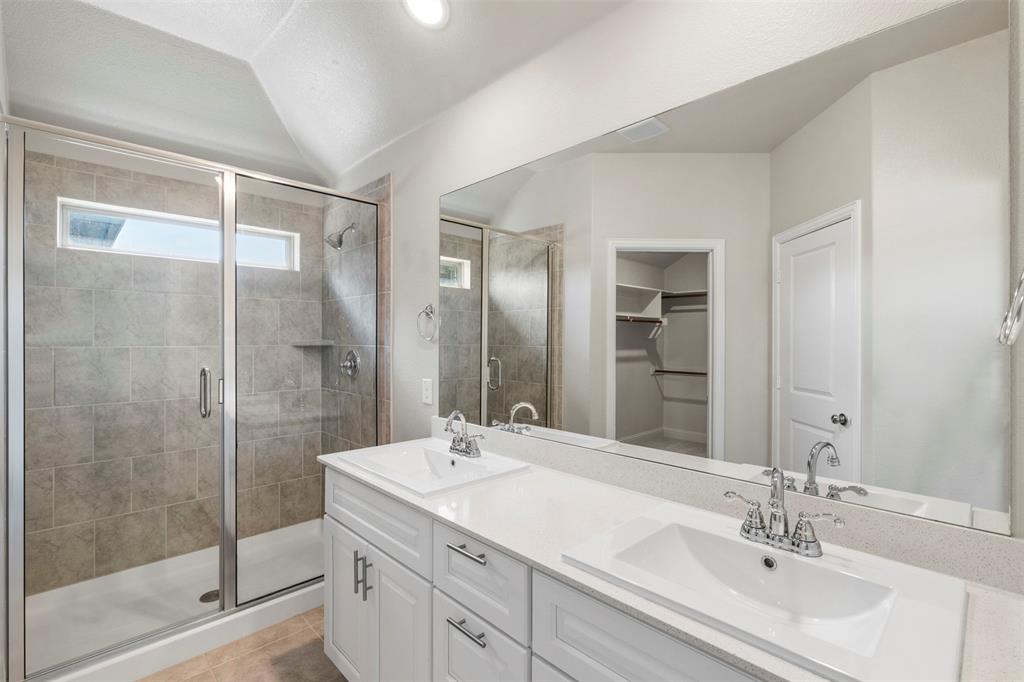 3713 Sweetclover Drive, McKinney, TX 75071
