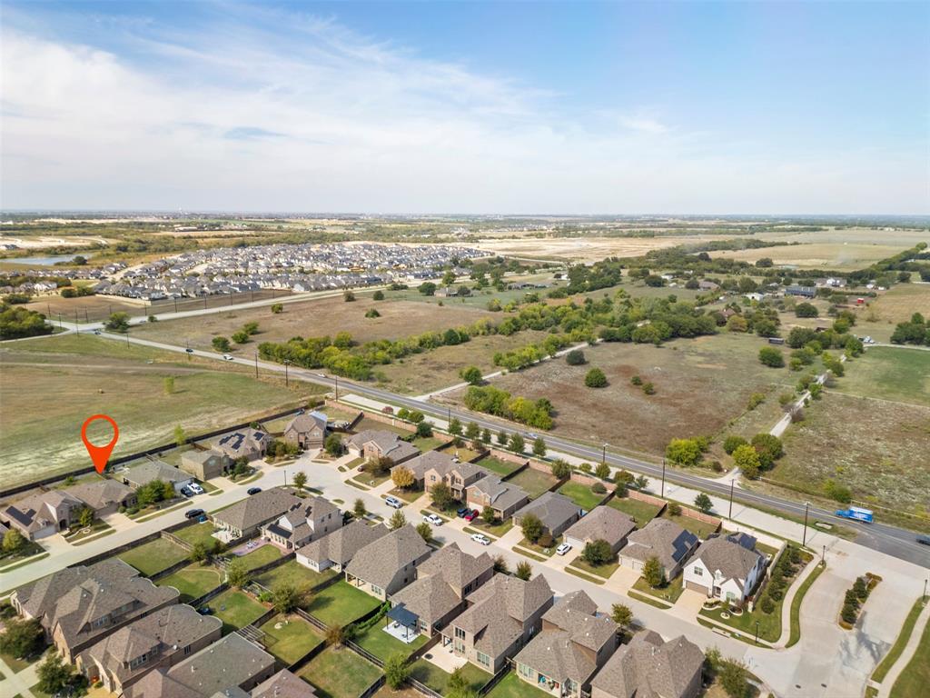 3713 Sweetclover Drive, McKinney, TX 75071