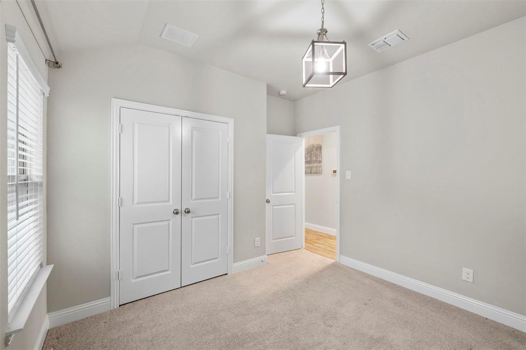 3713 Sweetclover Drive, McKinney, TX 75071