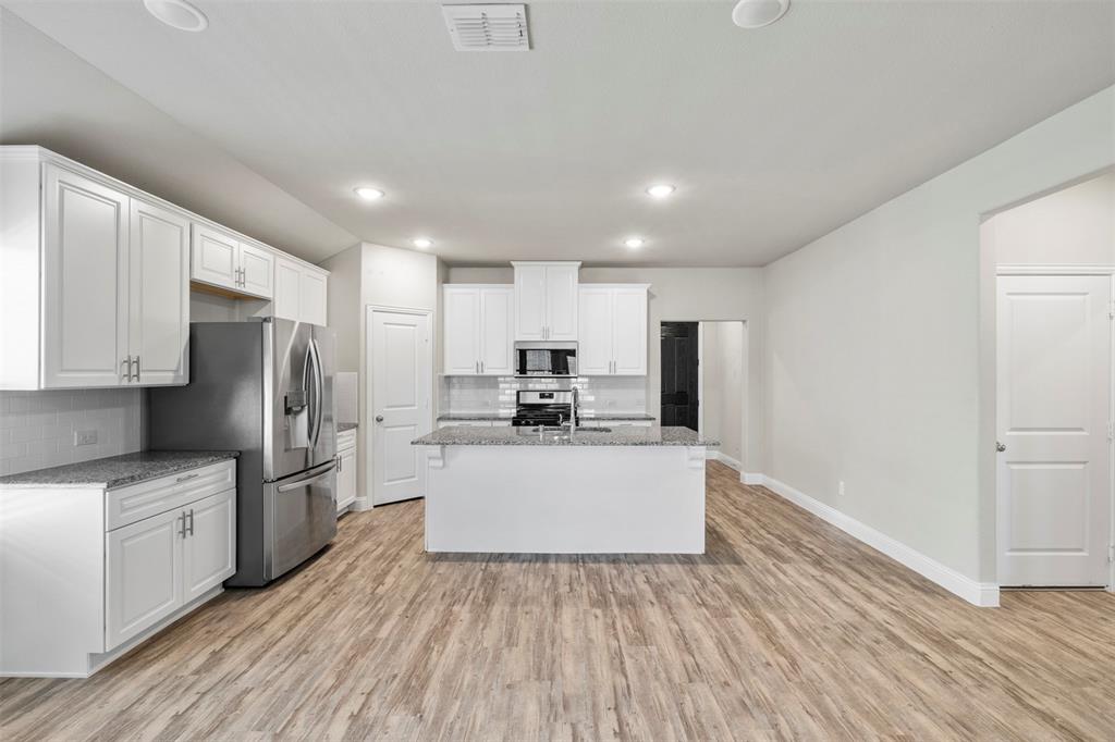 3713 Sweetclover Drive, McKinney, TX 75071