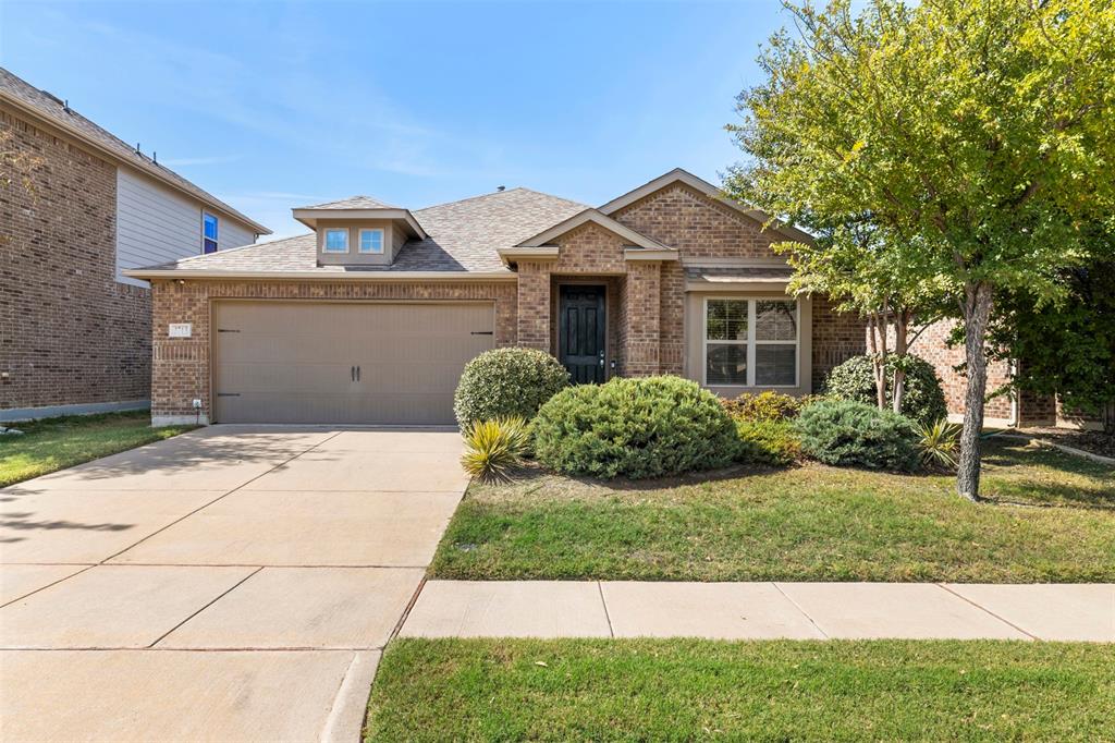 3713 Sweetclover Drive, McKinney, TX 75071