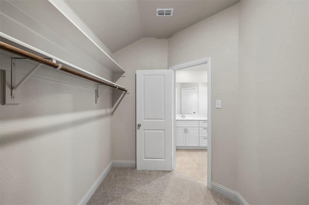 3713 Sweetclover Drive, McKinney, TX 75071