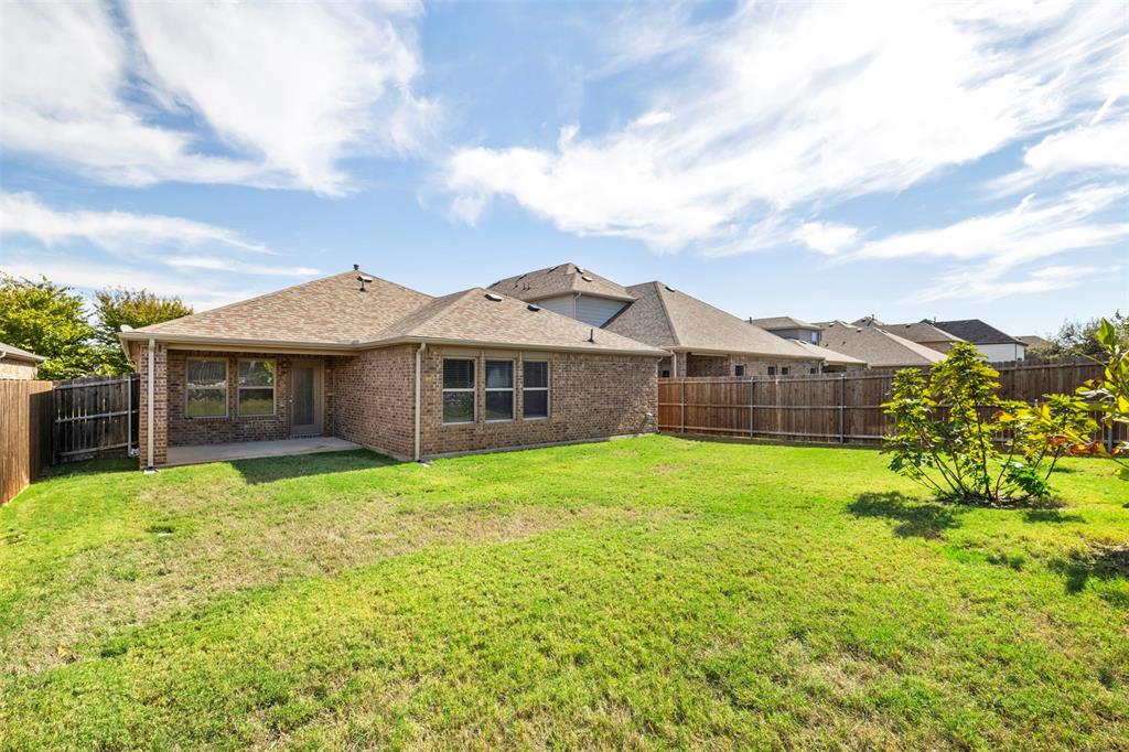 3713 Sweetclover Drive, McKinney, TX 75071