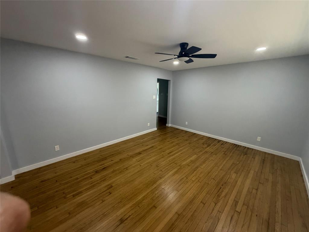 2320 Prichard Lane, Dallas, TX 75227