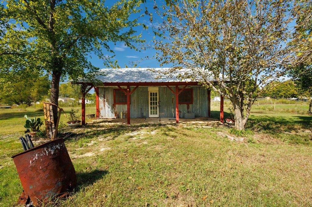 173 Hurst Circle, Ferris, TX 75125
