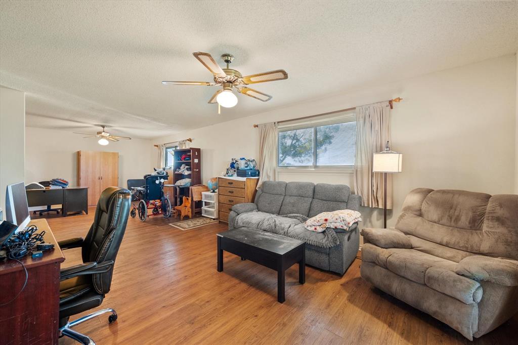 353 Brazier Road, Ennis, TX 75119