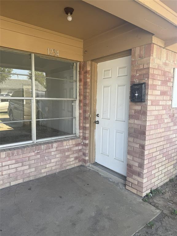 1236 Belew Street, Irving, TX 75061 1236 Belew Street, Irving, TX 75061