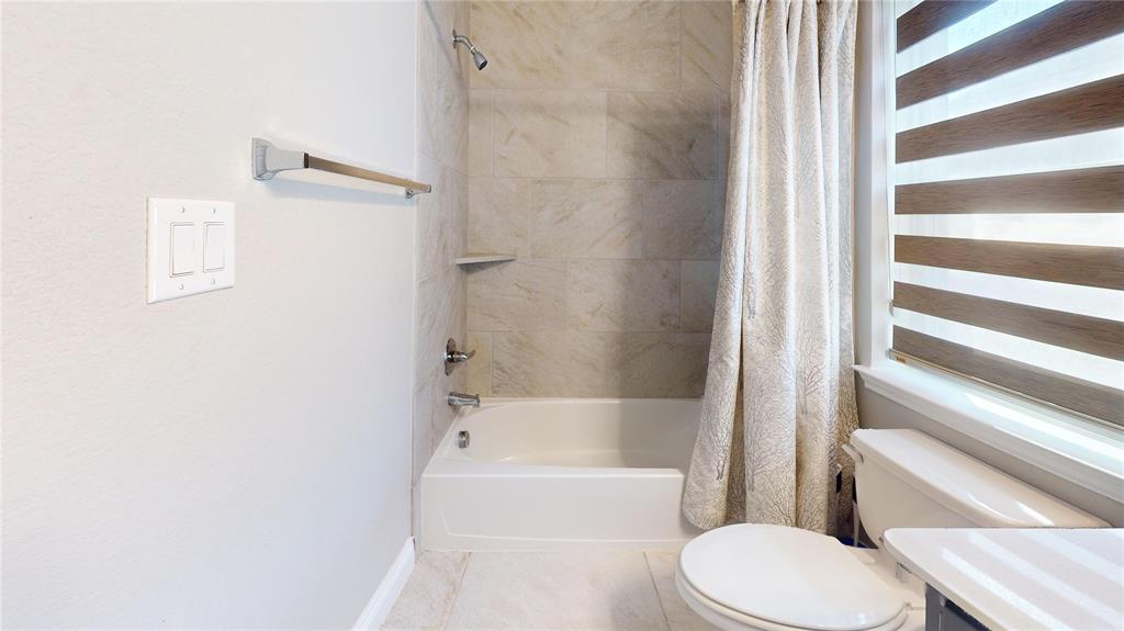 965 Canterbury Lane, Forney, TX 75126