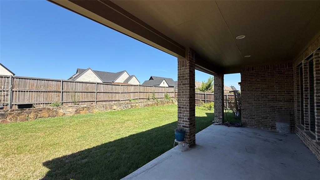 965 Canterbury Lane, Forney, TX 75126
