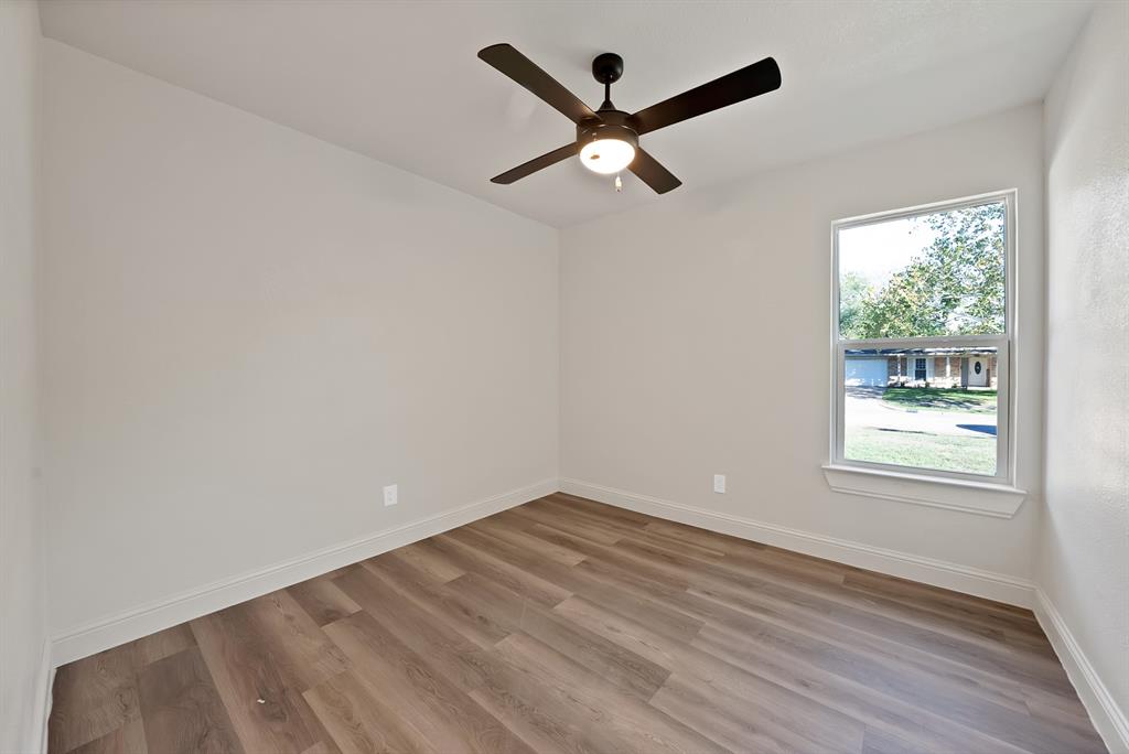 858 Lexington Drive, Lancaster, TX 75134