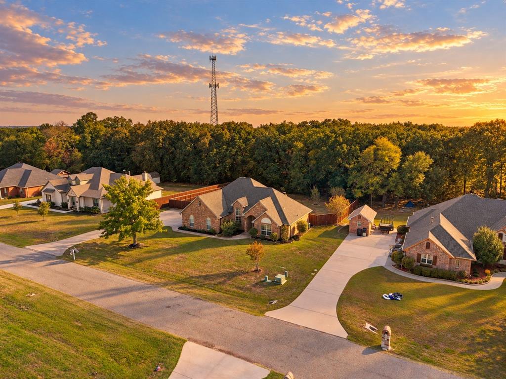 2857 Mallard Drive, Greenville, TX 75402 2857 Mallard Drive, Greenville, TX 75402