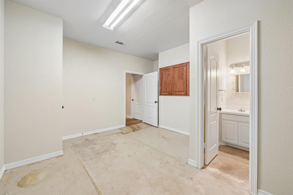 2209 Somerset, Midlothian, TX 76065