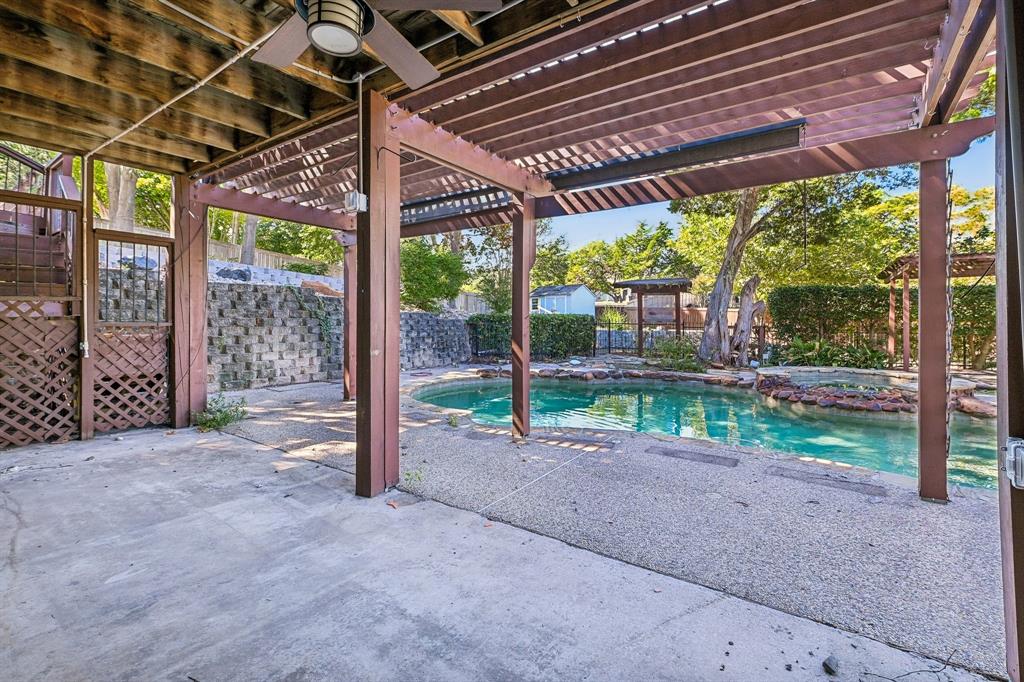 2209 Somerset, Midlothian, TX 76065