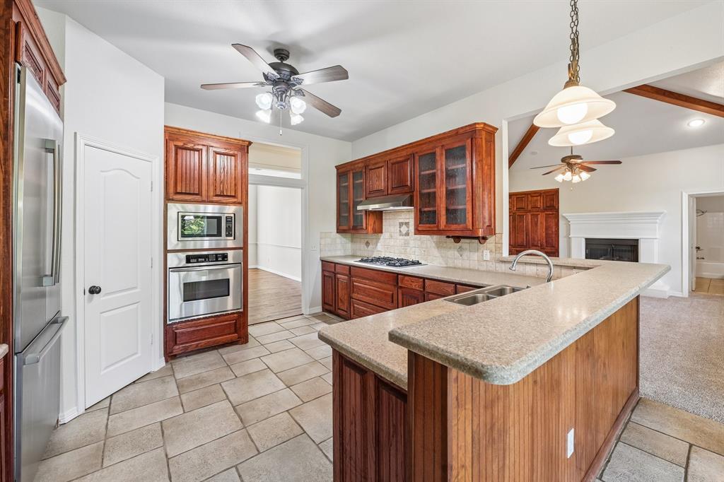 2209 Somerset, Midlothian, TX 76065