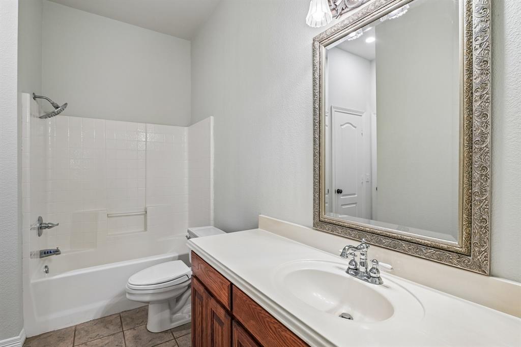 2209 Somerset, Midlothian, TX 76065