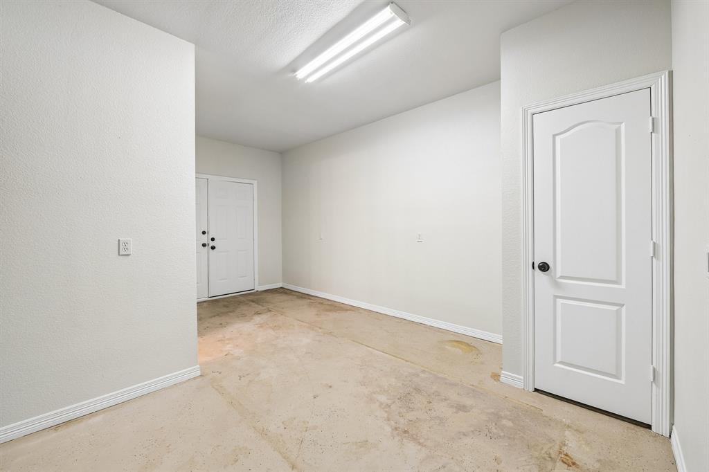 2209 Somerset, Midlothian, TX 76065