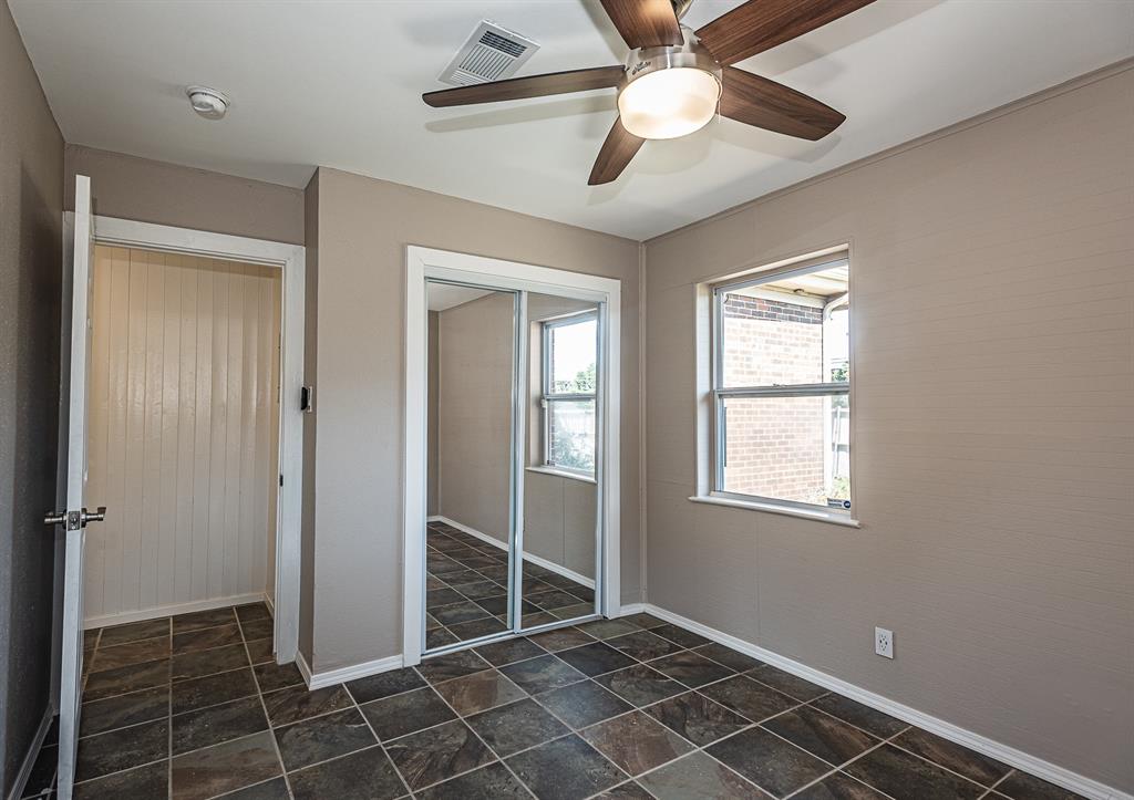3074 Valwood Parkway, Farmers Branch, TX 75234