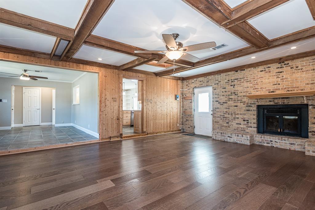 3074 Valwood Parkway, Farmers Branch, TX 75234