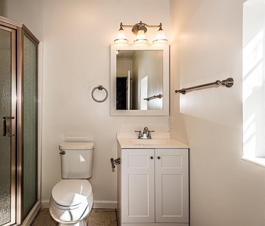 3074 Valwood Parkway, Farmers Branch, TX 75234