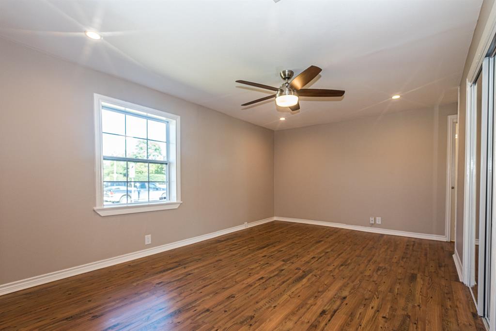 3074 Valwood Parkway, Farmers Branch, TX 75234