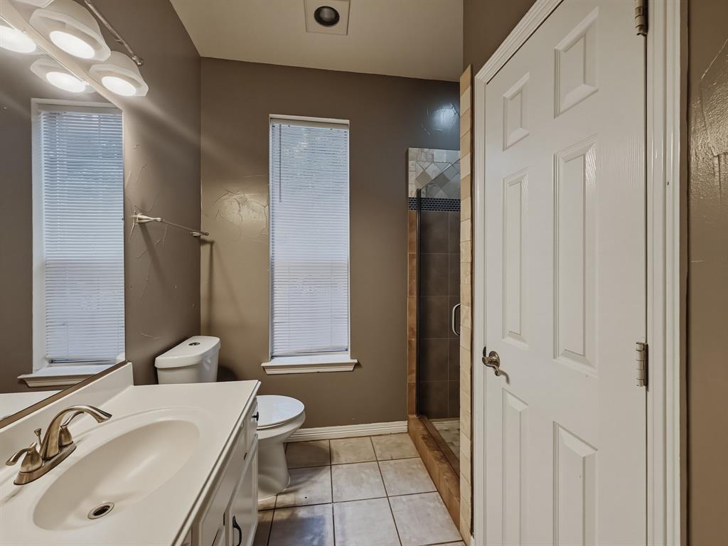 2132 Cliffside Drive, Plano, TX 75023 2132 Cliffside Drive, Plano, TX 75023