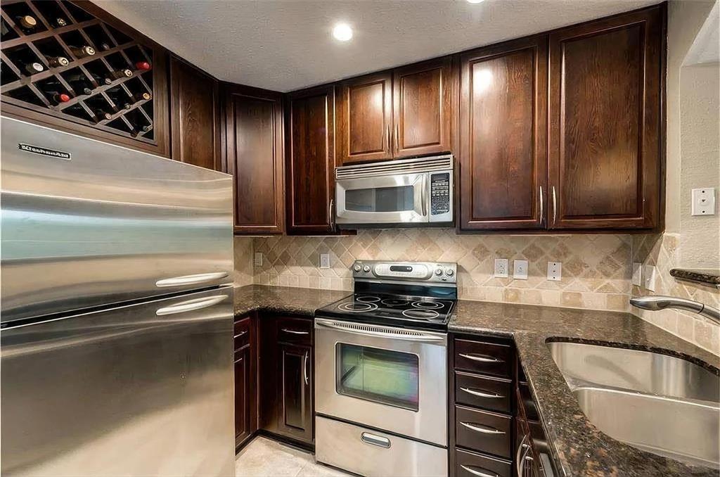 2201 Wolf Street, #6102, Dallas, TX 75201