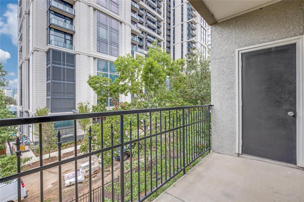 2201 Wolf Street, #6102, Dallas, TX 75201
