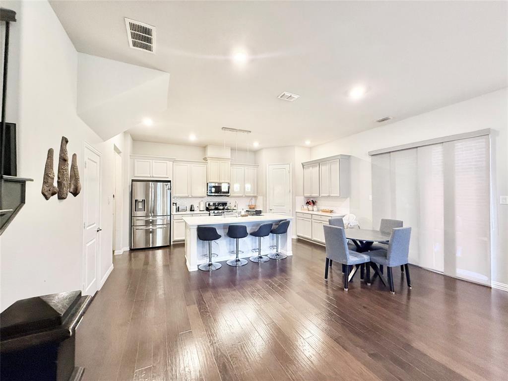 1021 ZACHARY Way, Allen, TX 75013 1021 ZACHARY Way, Allen, TX 75013