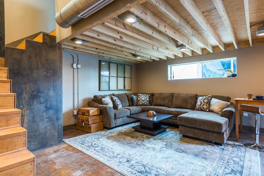 3100 Commerce Street, #160, Dallas, TX 75226