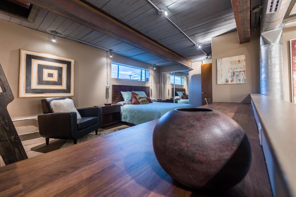 3100 Commerce Street, #160, Dallas, TX 75226