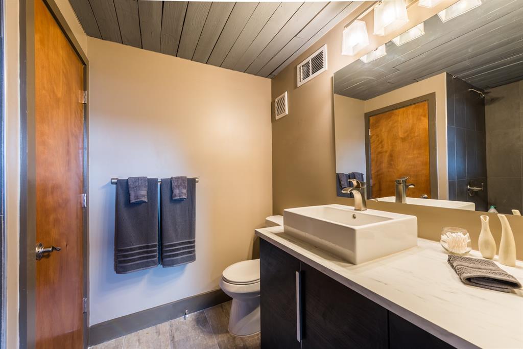 3100 Commerce Street, #160, Dallas, TX 75226