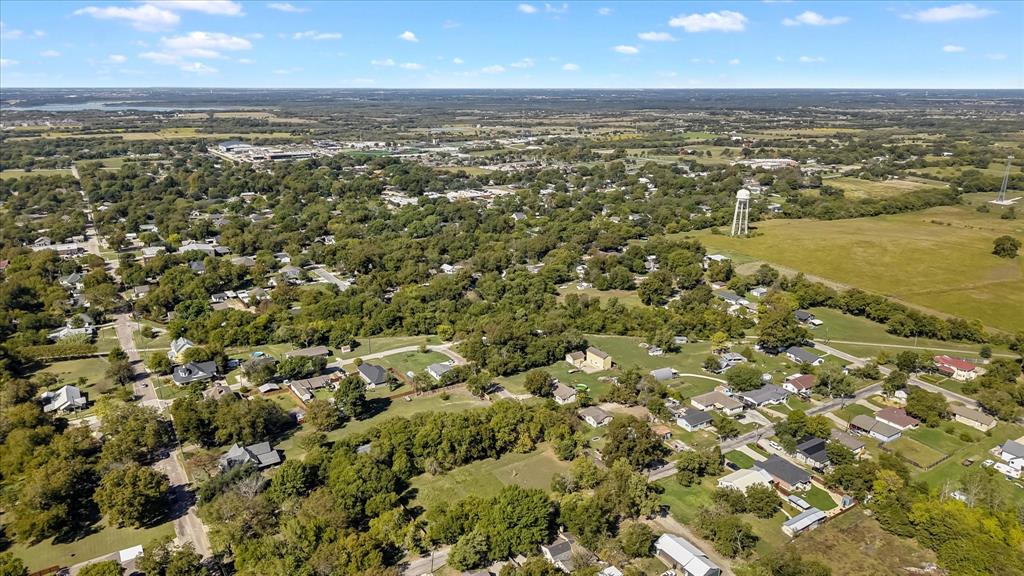 312 Davis St., Farmersville, TX 75442