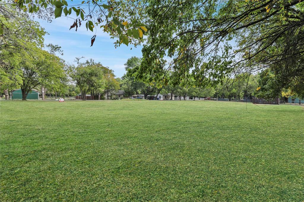 312 Davis St., Farmersville, TX 75442