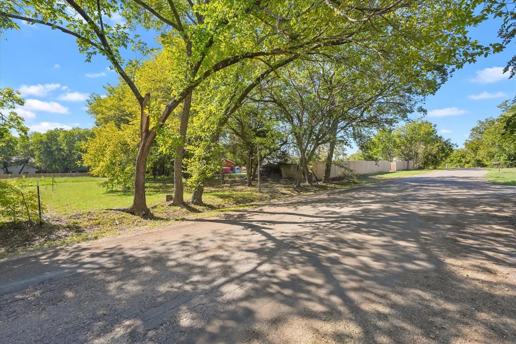 312 Davis St., Farmersville, TX 75442