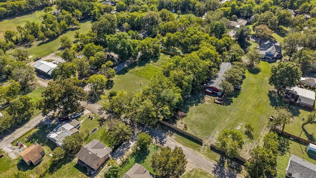 312 Davis St., Farmersville, TX 75442