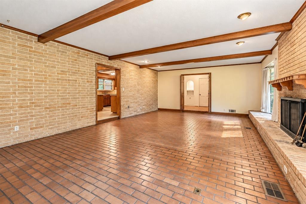 9309 Vinewood Drive, Dallas, TX 75228