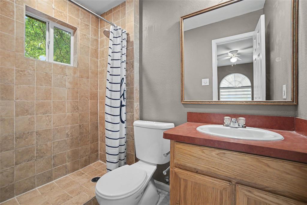 121 Little Street, Wilmer, TX 75172