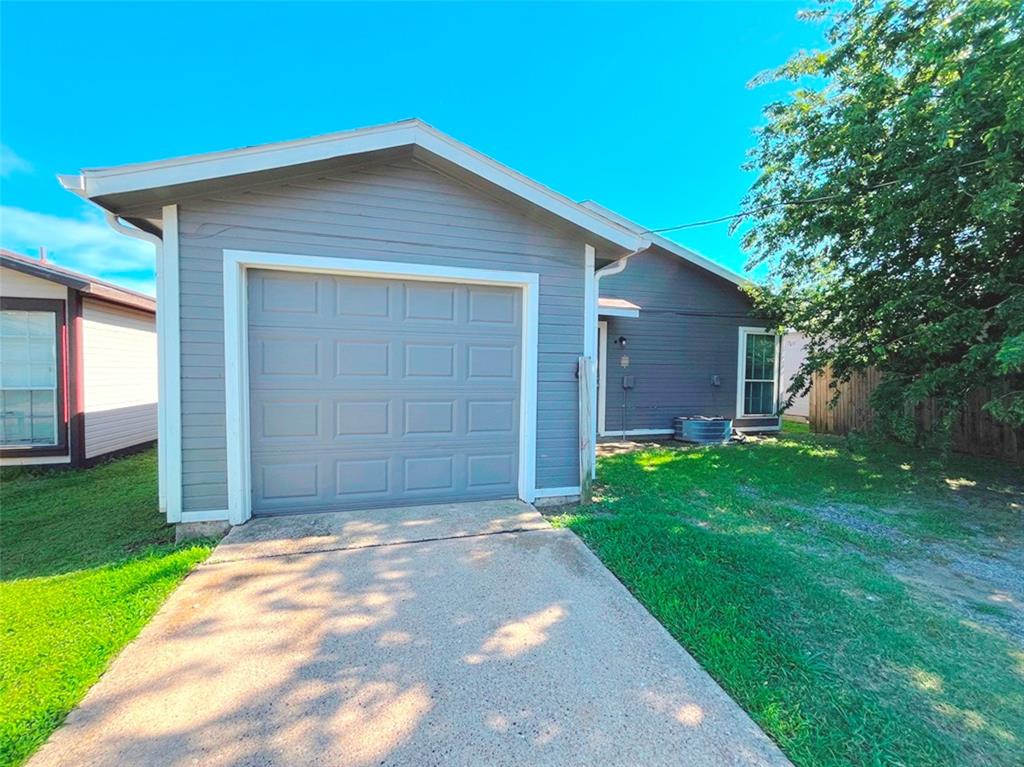 9963 Cedar Mountain Circle, Dallas, TX 75217