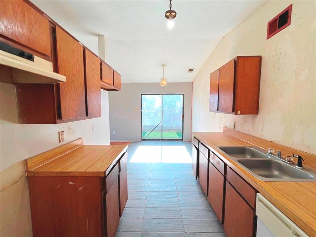 9963 Cedar Mountain Circle, Dallas, TX 75217 9963 Cedar Mountain Circle, Dallas, TX 75217