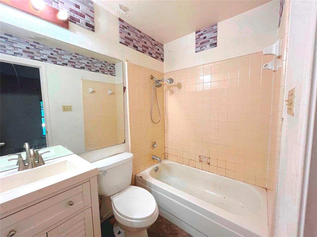 9963 Cedar Mountain Circle, Dallas, TX 75217 9963 Cedar Mountain Circle, Dallas, TX 75217